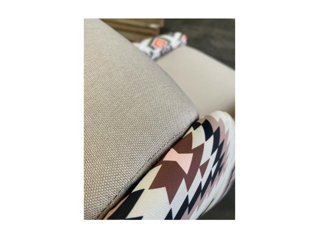 Calmetop - Retro armchair in two-tone ethnic fabric Calmetop 27177RADB