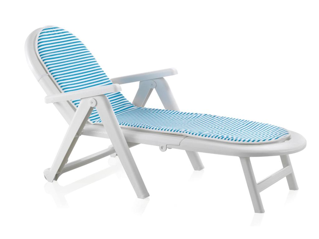 WHITE LOUNGE CHAIR WITH CUSHION 66054RGKM